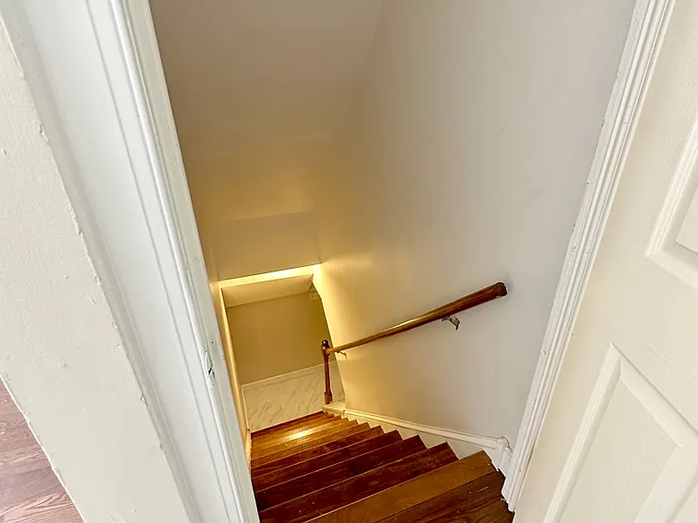 2528 Poplar St #1 — Photo 23