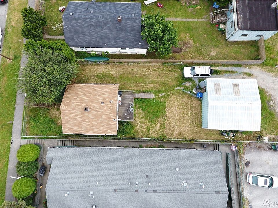 2nd image of 9209 20th Ave SW