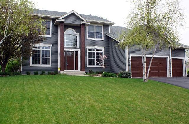 1st image of 575 Sibley Ct