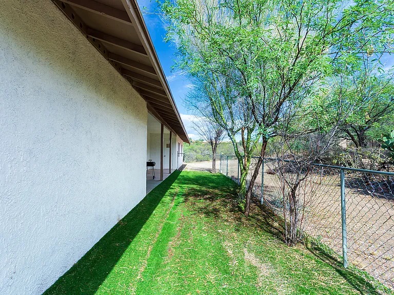1081 Paseo Freno — Photo 33