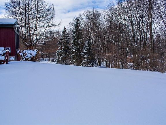 Offers a sprawling yard for winter outdoor activities  - build a snow fort, snow shoe or just stay inside and enjoy the view