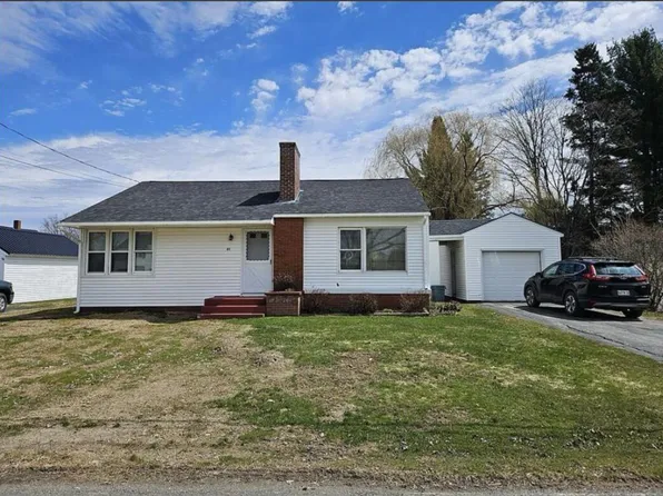 41 Brunswick Avenue, Fort Fairfield, ME 04742