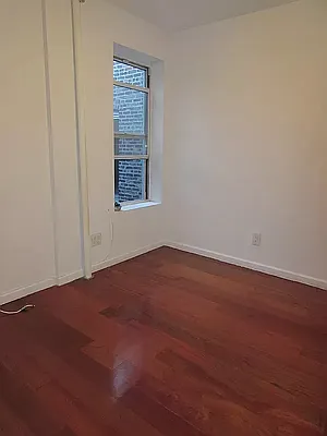 Rented by Bond New York | media 4