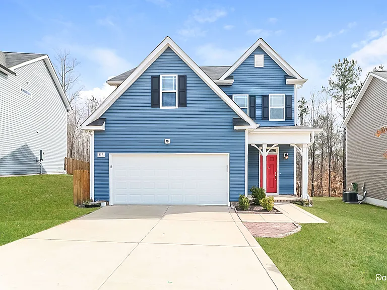 317 Lanier Pl — Photo 1