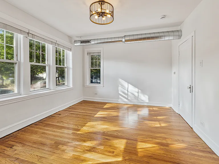 3501 N Albany Ave #3 — Photo 8