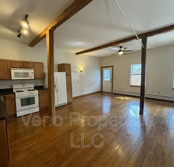1 S Park St #1A — Photo 4