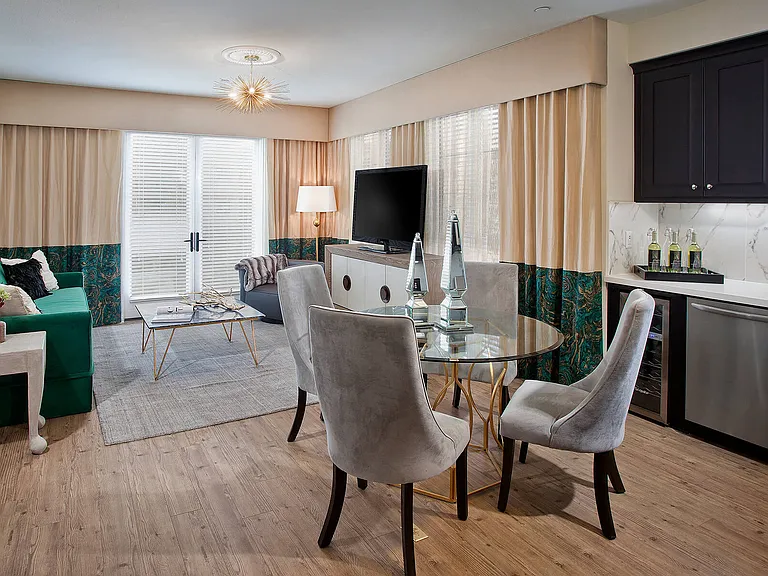 Candara at Hancock Park Apartments — Photo 6
