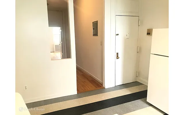 Rented by Douglas Elliman | media 6