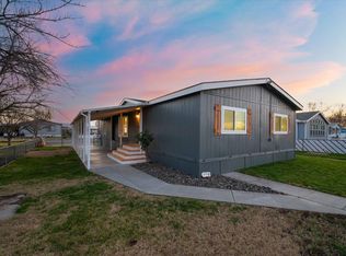 2718 W Bonneville St, Pasco, WA 99301