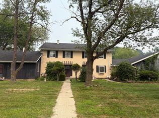 5903 S Rickfield Rd, Jackson, MI 49201