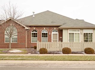 7117 Southlake Knoll Dr, Fort Wayne, IN 46815