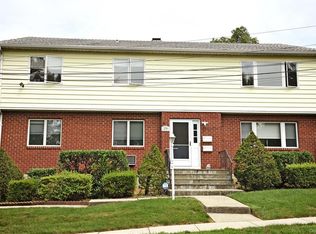 29 5th St, Pelham, NY 10803
