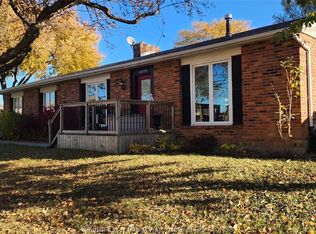 Forest Glade, Windsor, ON N8R 2B7