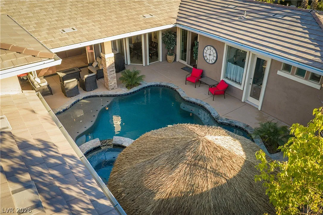 4 bed, 3.5 bath, 3179 sqft, $7,300 — Photo 4
