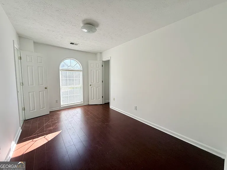 2700 Woodbine Hill Way — Photo 24