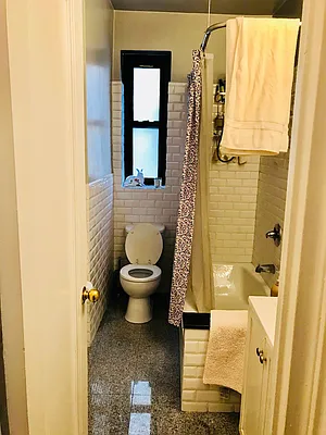 Rented by Keller Williams NYC | media 20