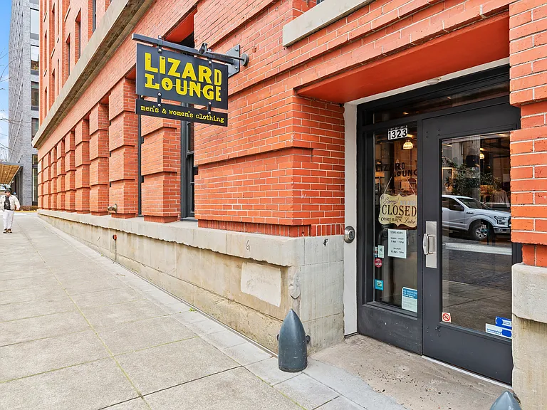 1314 NW Irving St #612 — Photo 29