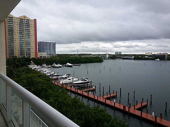 2nd image of 17050 N Bay Rd APT 608