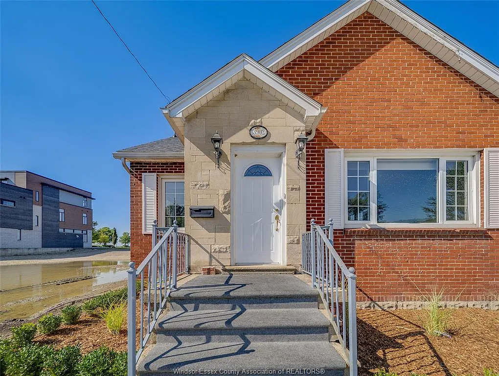 4 bed, 2250 sqft, $3,000 — Photo 3