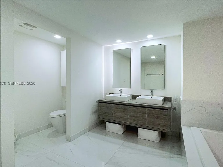 400 Sunny Isles Blvd #1505 — Photo 25