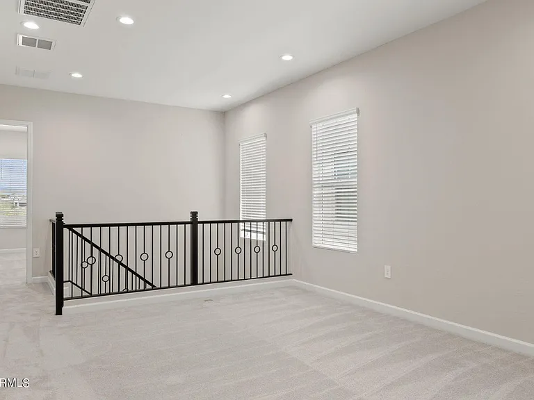 5042 E Anderson Dr — Photo 12
