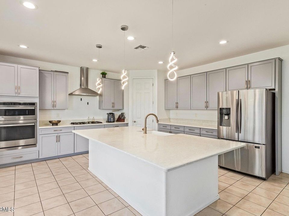 1st image of 7718 W Jones Ave #3