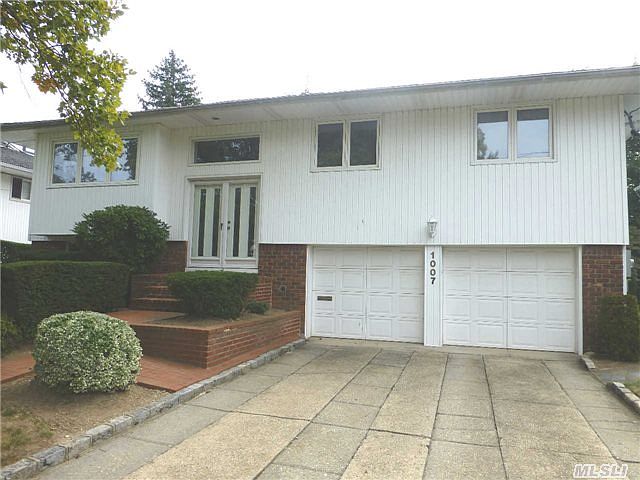 1st image of 1007 Dartmouth Ln