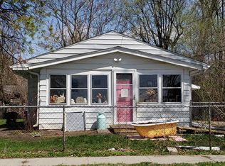 2932 Mahaska Ave, Des Moines, IA 50317