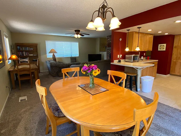 3195 N Riviera Way — Photo 9