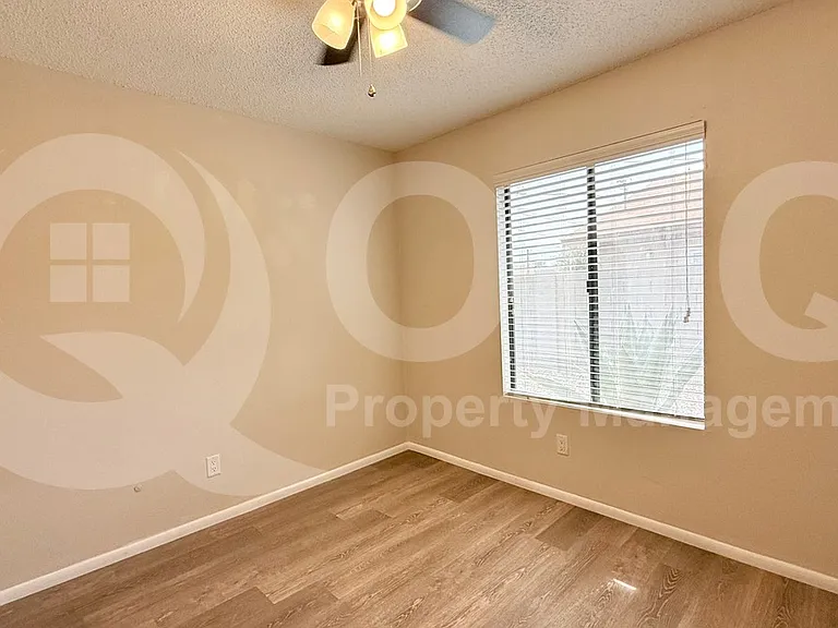 24 E 14th St #2 — Photo 5