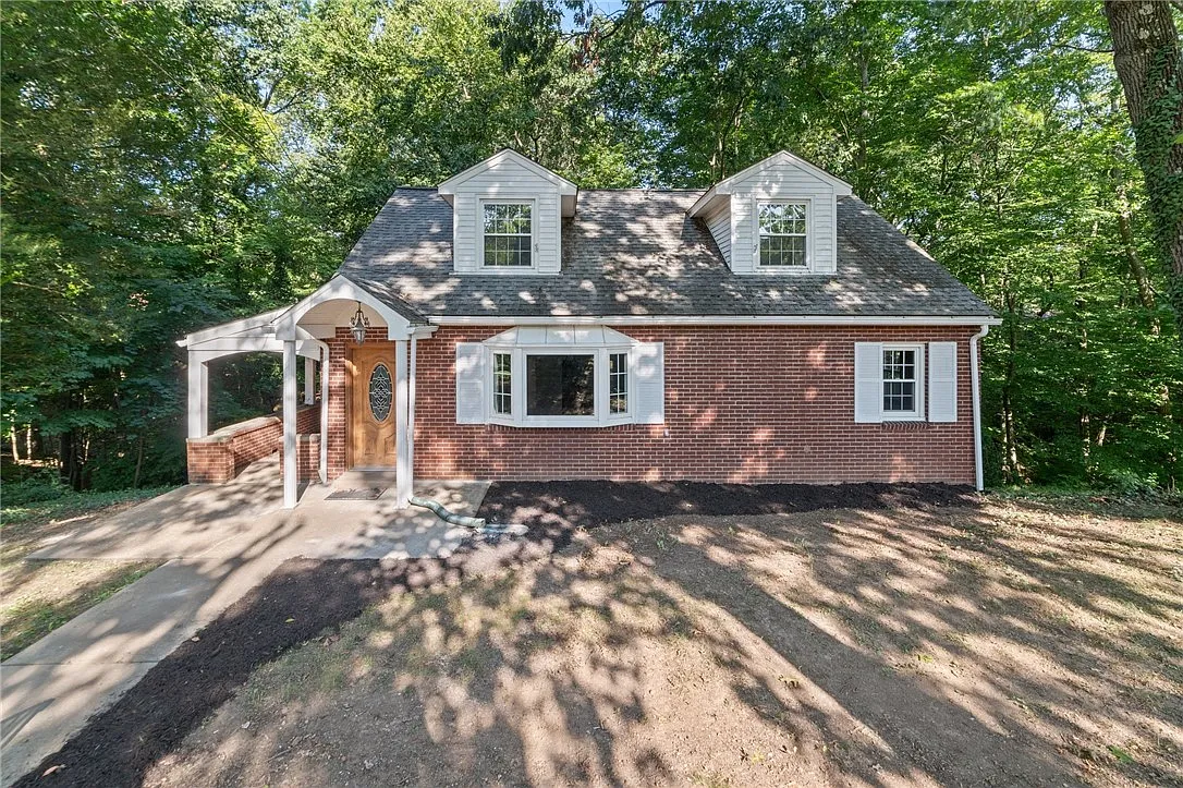 457 Spring Run Rd photo 1