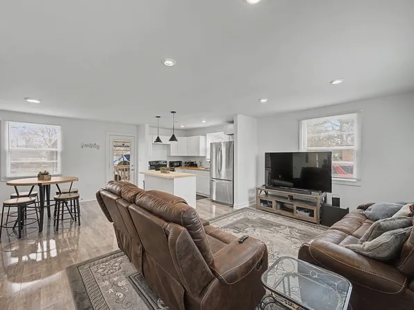 5017 Madeline Dr, Nashville, TN 37211