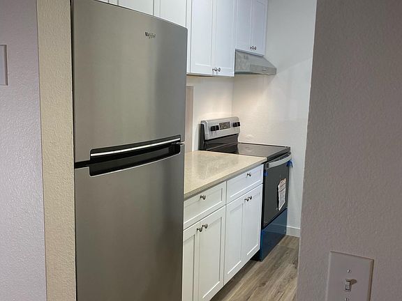 4th image of 103 NE 83rd St #B