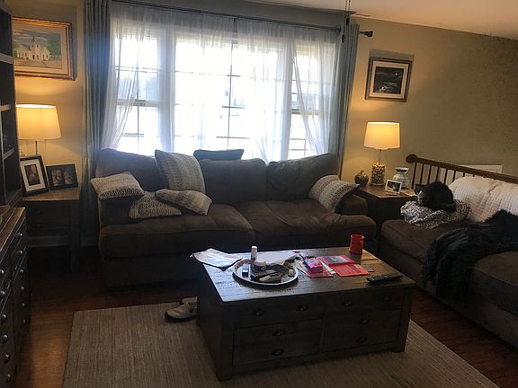 3rd image of 3212 Echo Dr