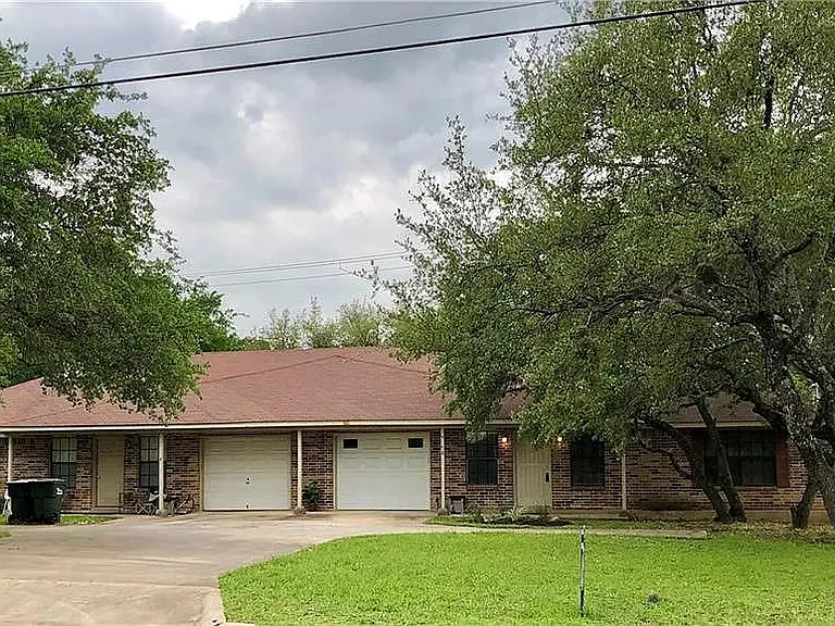 601 Algerita Dr #B — Photo 9