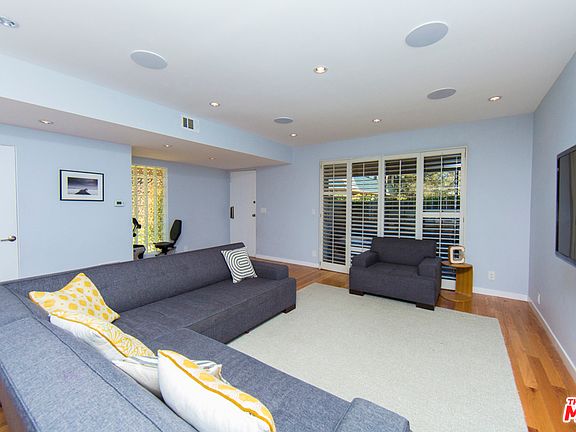 4th image of 13210 Admiral Ave #A