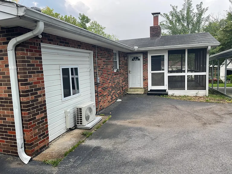2817 Galesburg Dr — Photo 6