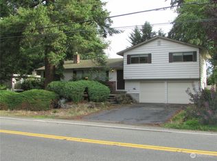 18214 25th Ave NE, Seattle, WA 98155