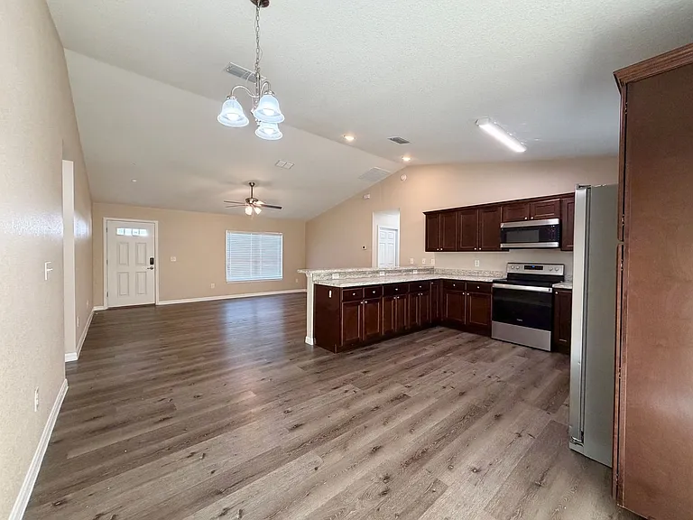 338 Larch Rd — Photo 17