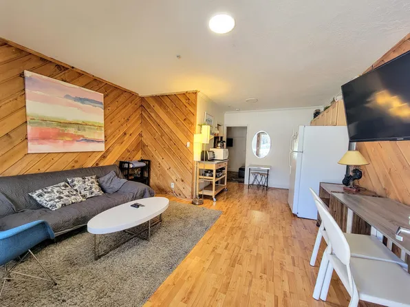 651 S Snowflake Ln #102, Brian Head, UT 84719