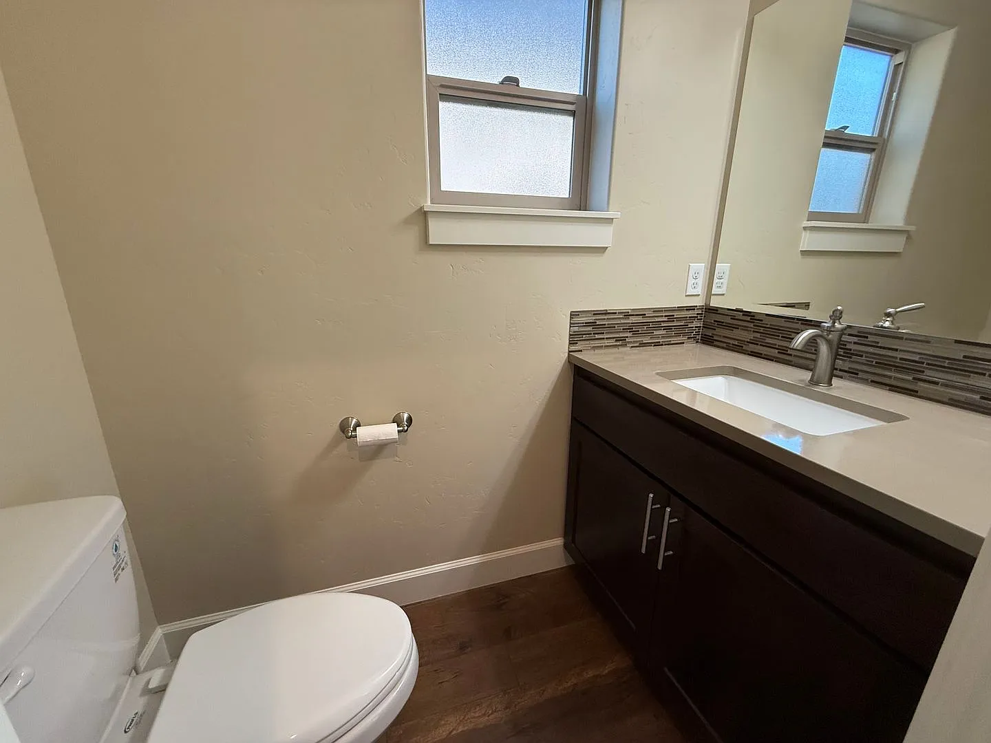 Spacious 4 Bed/ 2.5 Bath Single Family Home - NE Bend — Photo 4