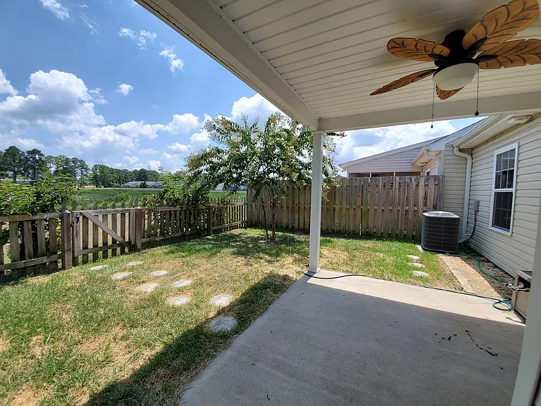 198 Buckhaven Way — Photo 3