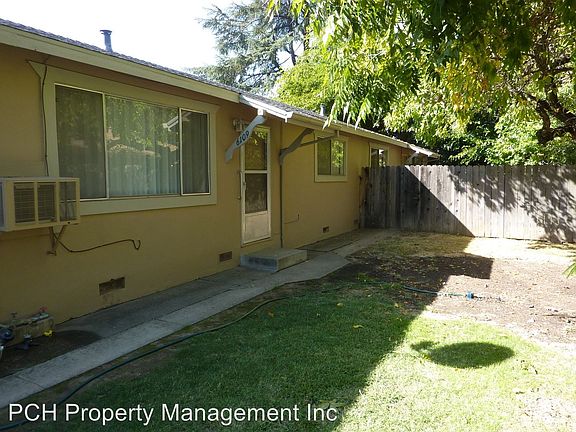 4th image of 6109 Dewey Dr