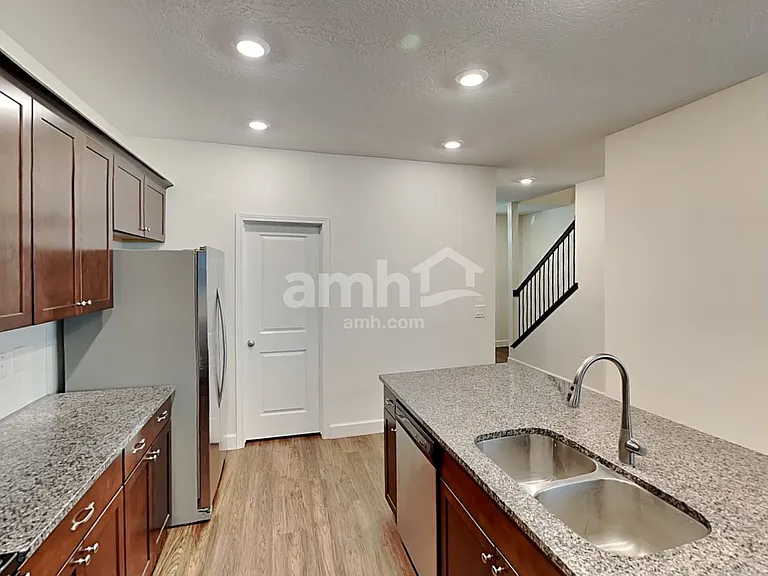 2422 E Tumbleweed Rd — Photo 4