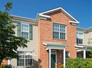 1005 Bear Run Dr, Pittsburgh, PA 15237