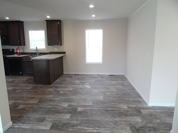 4th image of 6471 Division Ave S #61