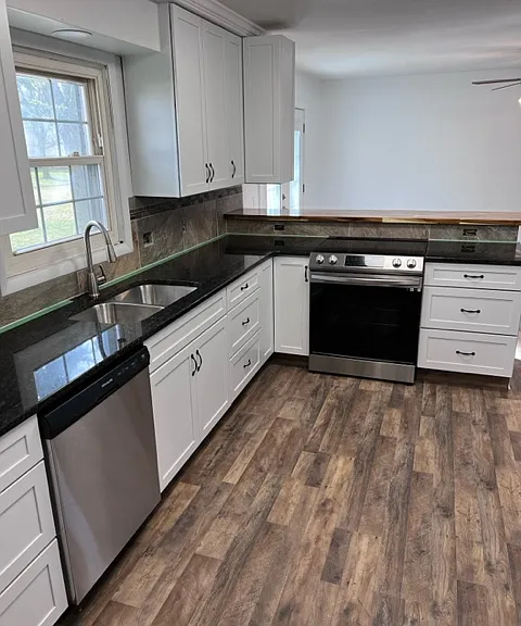 691 N Angela Dr — Photo 7