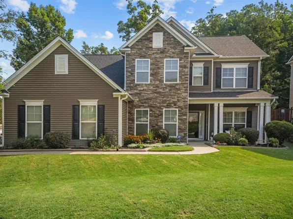 416 Leigh Creek Dr, Simpsonville, SC 29681