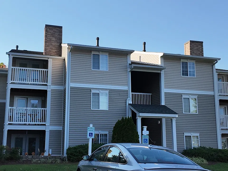 Meridian Bay Apartment Homes
