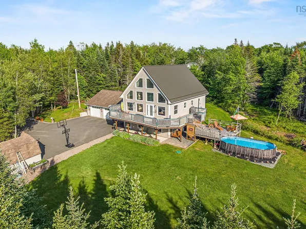 2565 Camden Rd, Colchester, NS B6L 3C2